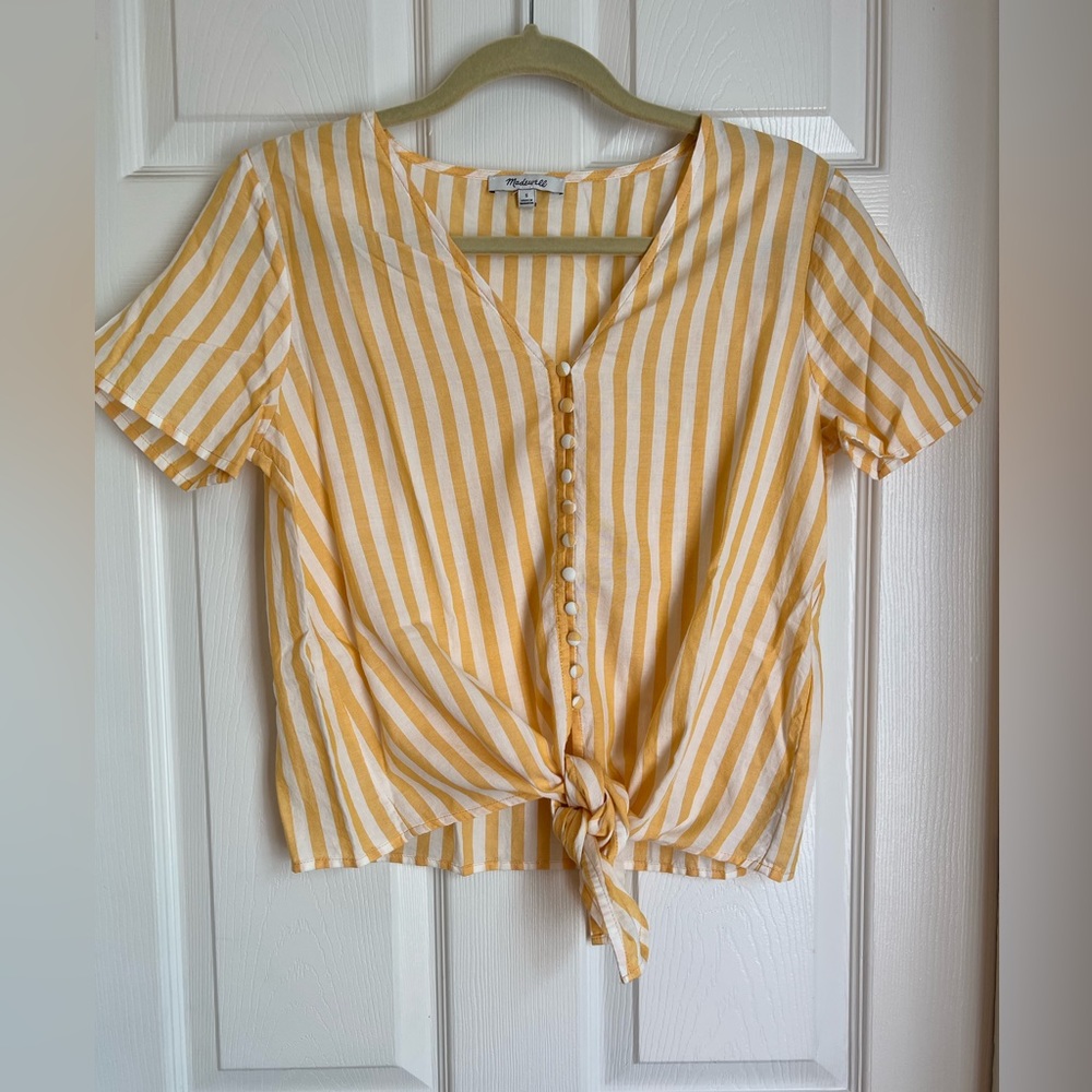 Madewell Agency short sleeve cropped shirt. Pinstripe yellow and white. Size S.